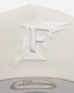 New Era Florida Marlins 'Too Clean' 9FORTY A-Frame Snapback Chrome 12 New Era Florida Marlins 'Too Clean' 9FORTY A-Frame Snapback Chrome -Culture kings 01035801 YC808 default 0050