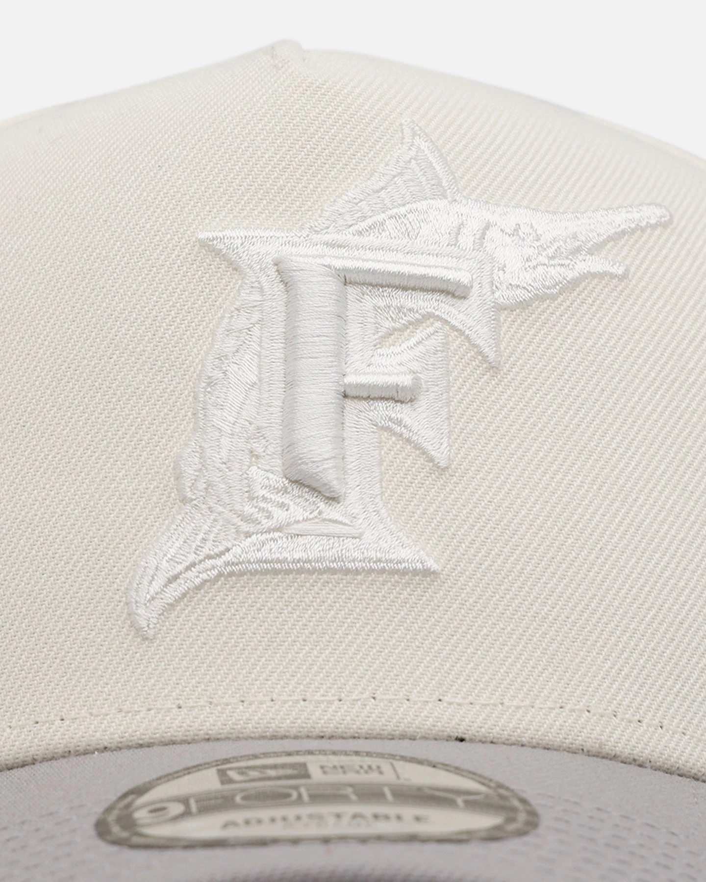 New Era Florida Marlins 'Too Clean' 9FORTY A-Frame Snapback Chrome 7 New Era Florida Marlins 'Too Clean' 9FORTY A-Frame Snapback Chrome - Image 5