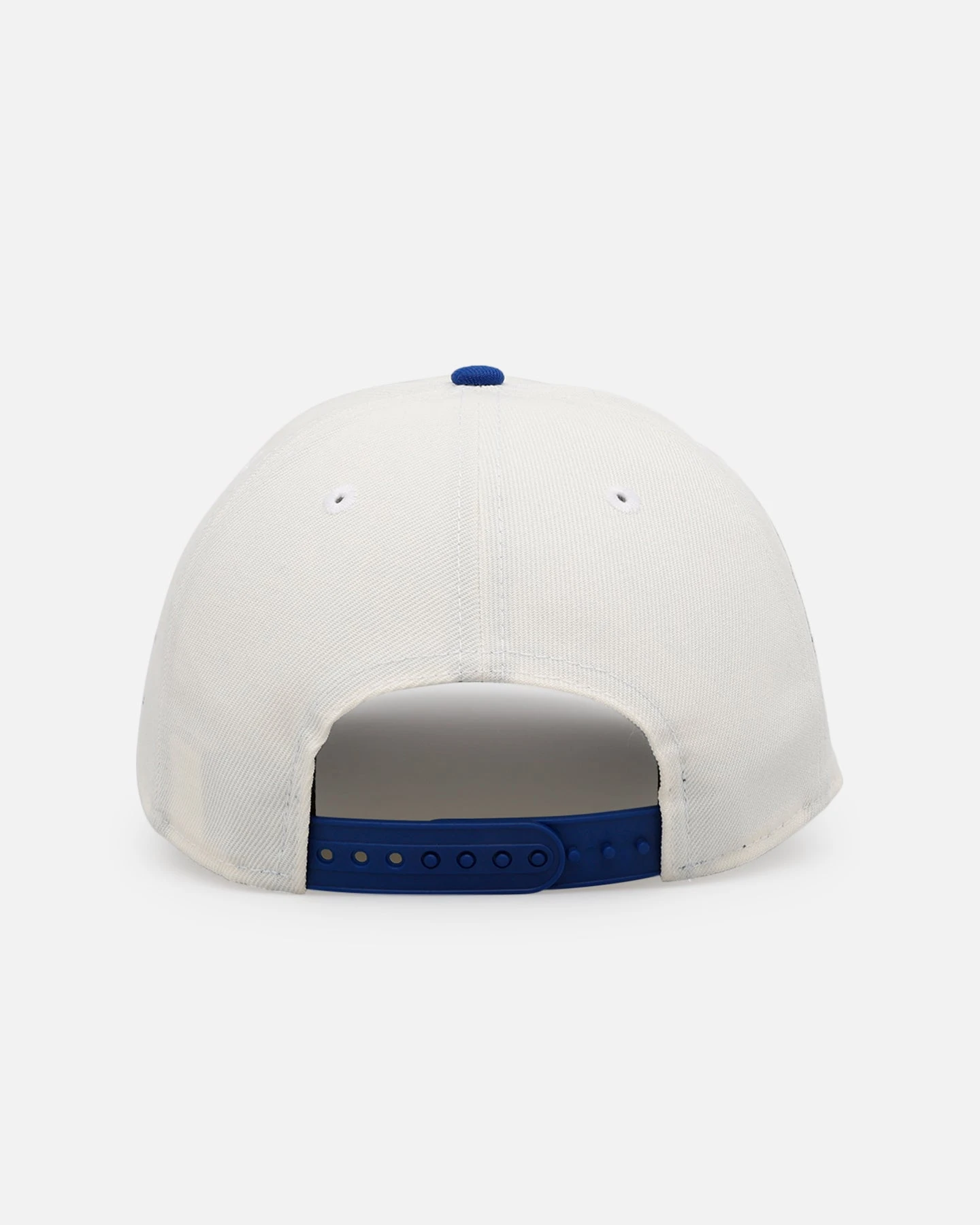 New Era New York Giants 'Chrome Metallic Wordmark' 9FORTY A-Frame Snapback Chrome 4 New Era New York Giants 'Chrome Metallic Wordmark' 9FORTY A-Frame Snapback Chrome - Image 2