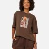 Jordan Women's Oversized Graphic T-Shirt Baroque Brown/Legend Coffee 2 Jordan Women's Oversized Graphic T-Shirt Baroque Brown/Legend Coffee -Culture kings 02046365 YD969 womens 0010
