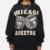 Mitchell & Ness Chicago Bulls Rings Crewneck Black 2 Mitchell & Ness Chicago Bulls Rings Crewneck Black -Culture kings 02051255 YB001 womens 00010