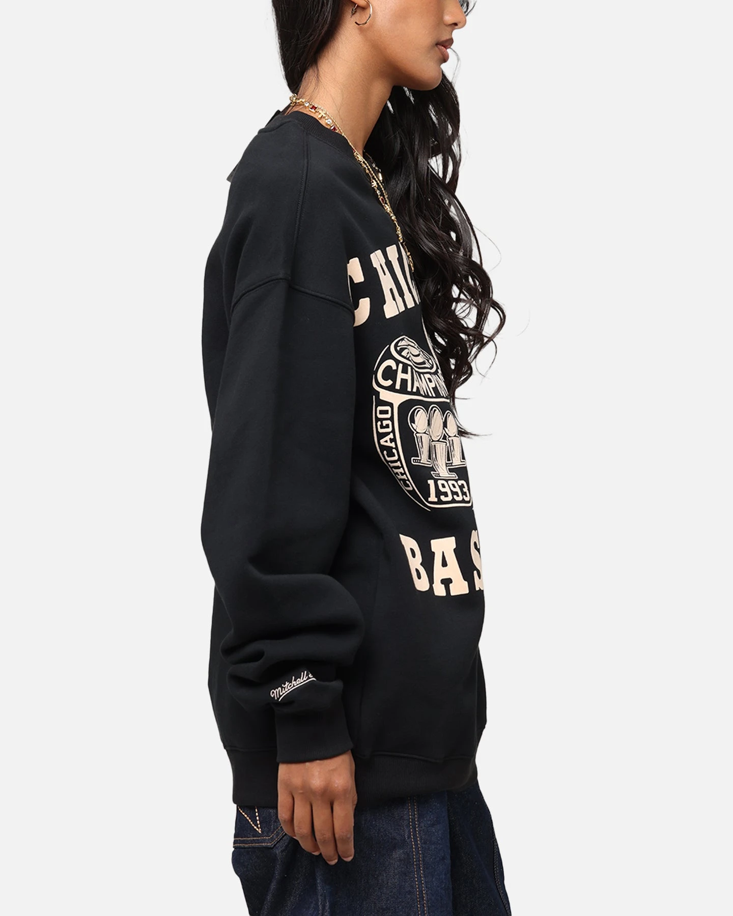 Mitchell & Ness Chicago Bulls Rings Crewneck Black 6 Mitchell & Ness Chicago Bulls Rings Crewneck Black - Image 4