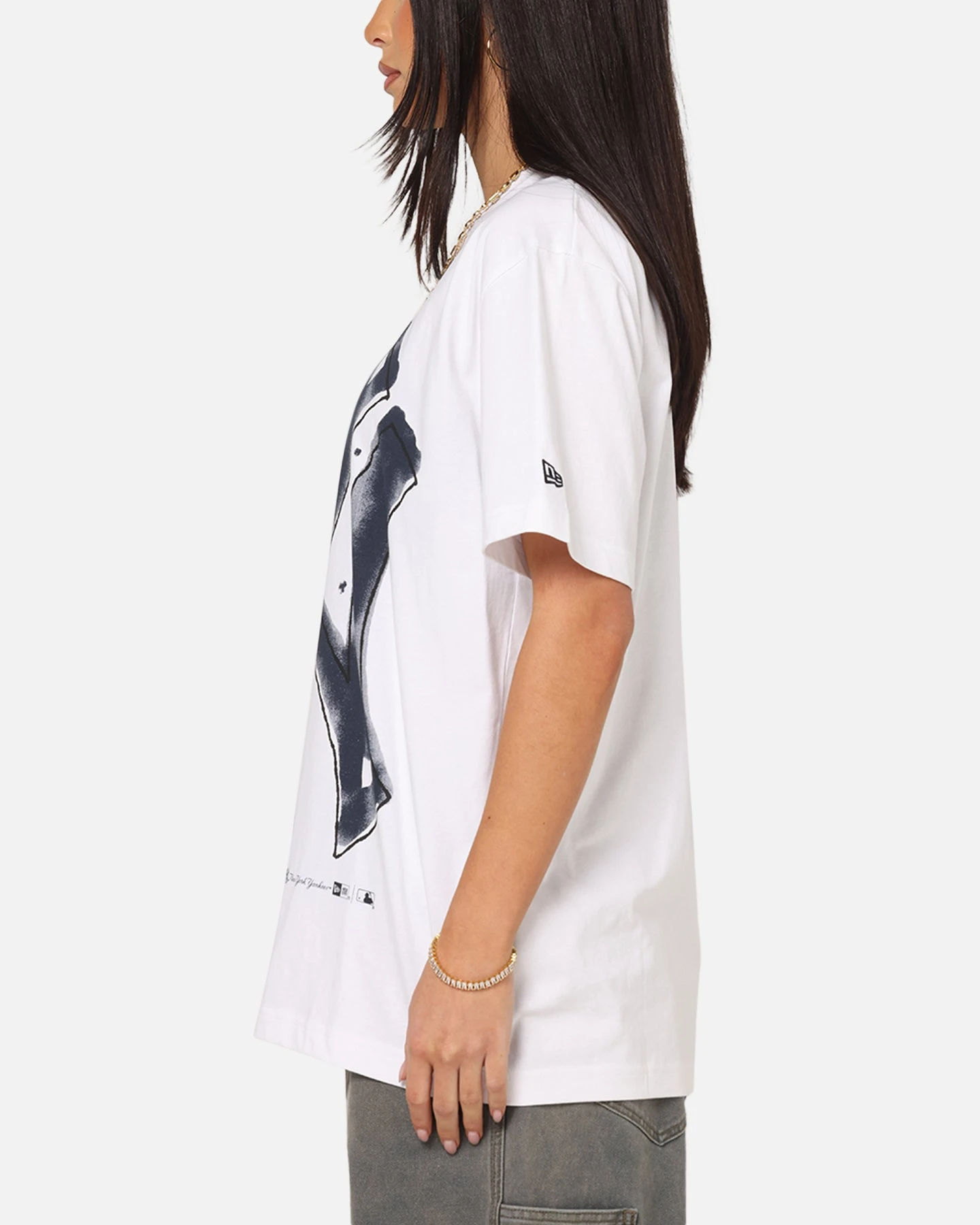 New Era New York Yankees Oversized Paint T-Shirt White 7 New Era New York Yankees Oversized Paint T-Shirt White - Image 5