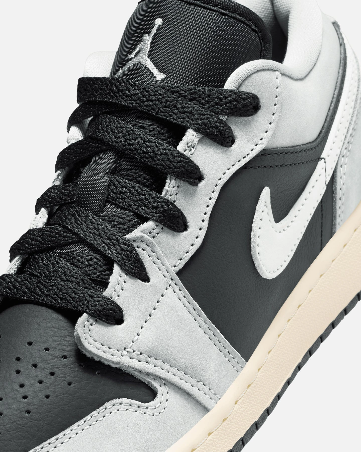 Jordan Kids' Air Jordan 1 Low (GS) Smoke Grey 8 Jordan Kids' Air Jordan 1 Low (GS) Smoke Grey - Image 6