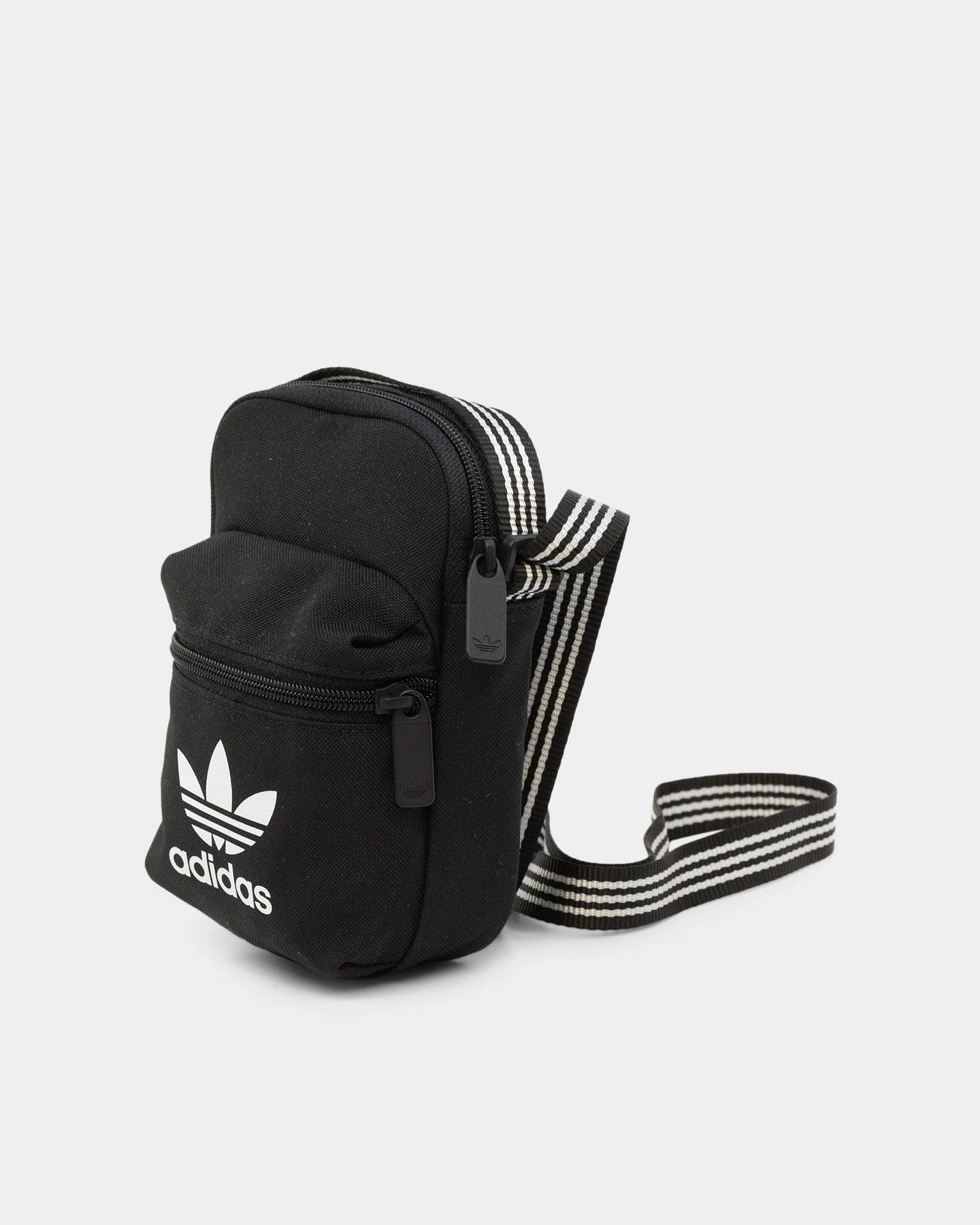 Adidas Adicolour Classic Festival Bag Black 4 Adidas Adicolour Classic Festival Bag Black - Image 2