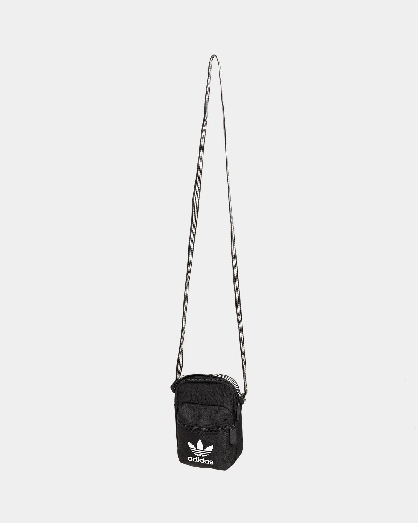 Adidas Adicolour Classic Festival Bag Black 6 Adidas Adicolour Classic Festival Bag Black - Image 4