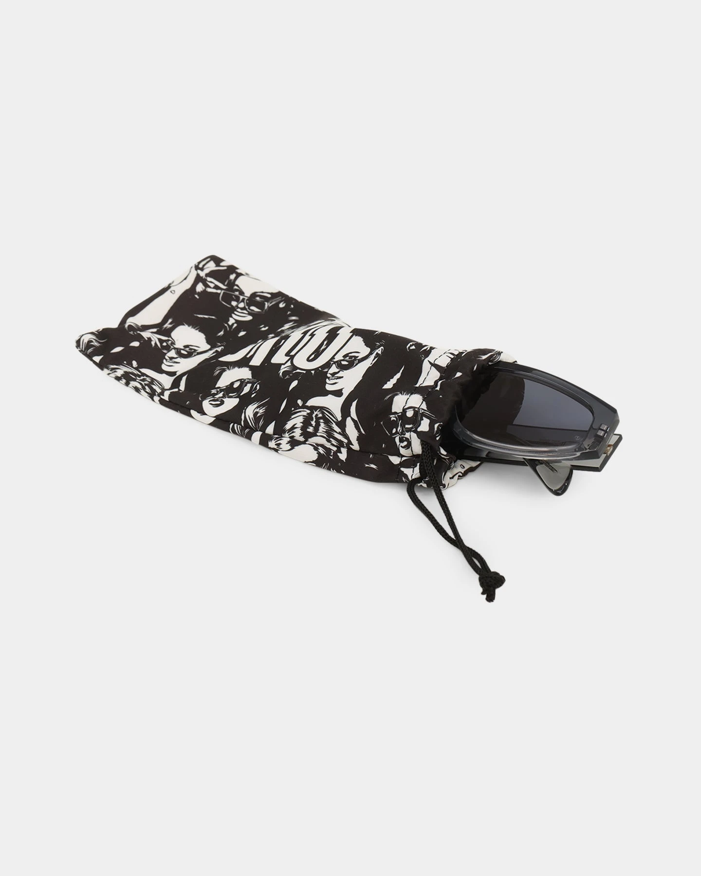 Dom & Ella X Sito Elroy Sunglasses Smoke Gradient/Sapphire Martini 13 Dom & Ella X Sito Elroy Sunglasses Smoke Gradient/Sapphire Martini - Image 11