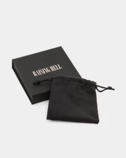 Raising Hell Staple Gold Hoop Earrings Gold 17 Raising Hell Staple Gold Hoop Earrings Gold -Culture kings 09000564 YG200 default 0060