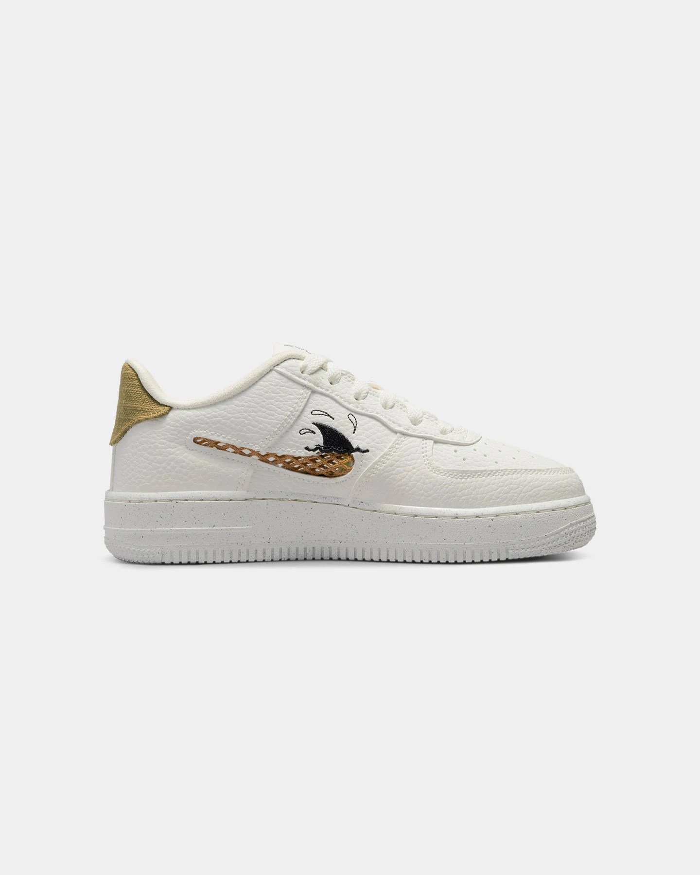 Nike Kids' Air Force 1 LV8 (GS) Sail/Sanded Gold 6 Nike Kids' Air Force 1 LV8 (GS) Sail/Sanded Gold - Image 4